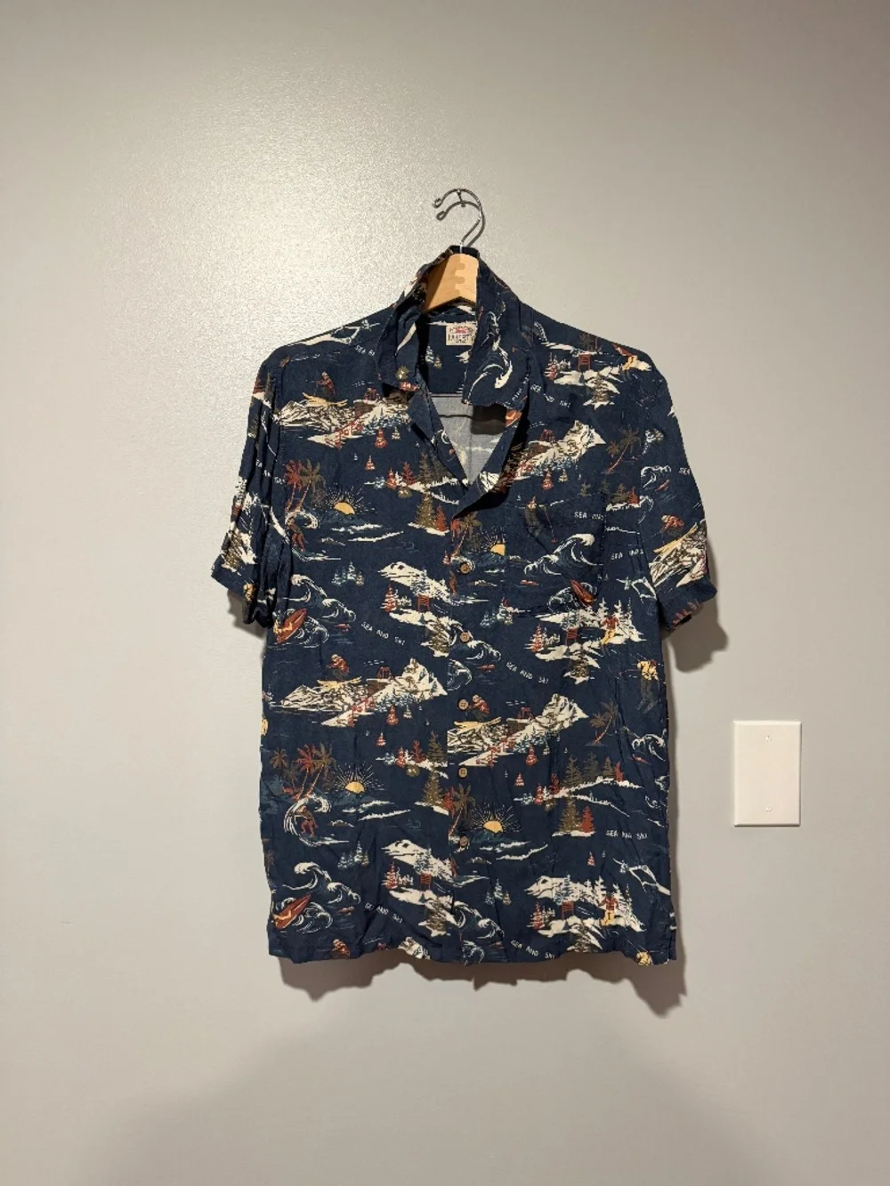 Faherty Sea to Ski Camp Shirt - Picture 1 of 3